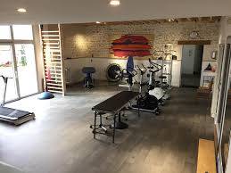 Déménagement Cabinet de Kinésithérapie dans l'Ain 01 avec un déménageur pour le transfert de matériel de sport et de rééducation  