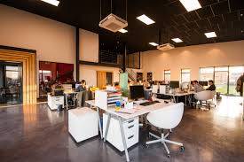 Déménagement d'Entreprise à Saint-Rambert-en-Bugey 01230 avec prise en charge intégrale du projet et de la planification à la réinstallation